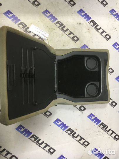 Подлокотник заднего сиденья Рено Меган 2