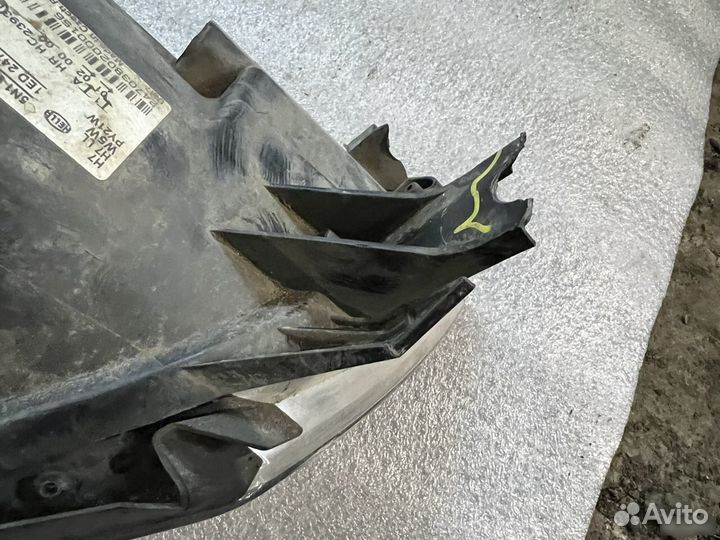 Фара передняя правая галоген VW Tiguan 1