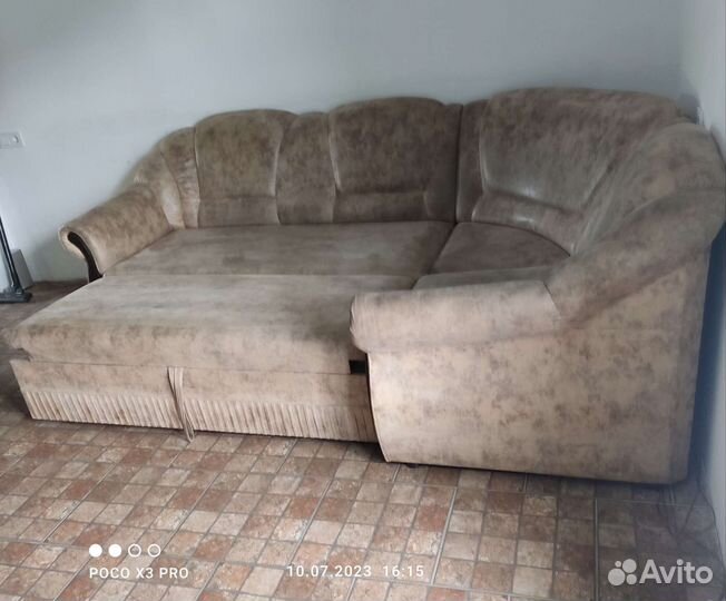 Диван угловой