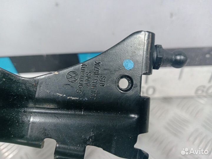 Б/У Кронштейн двигателя Audi A4 A5#001