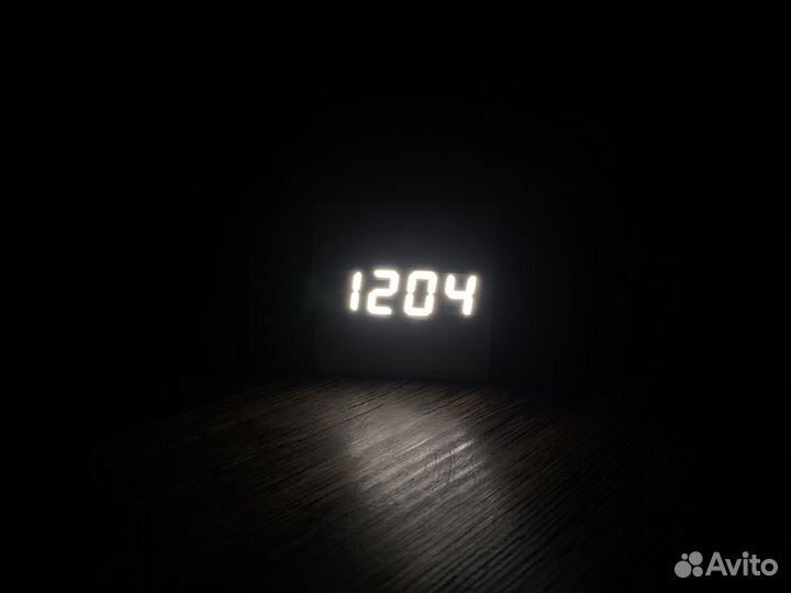 Часы настольные LED