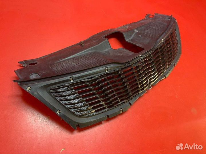Решетка радиатора Kia Rio QB G4FC 2013