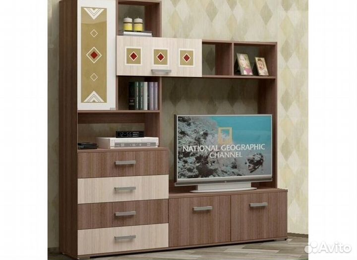 Стенка в гостиную