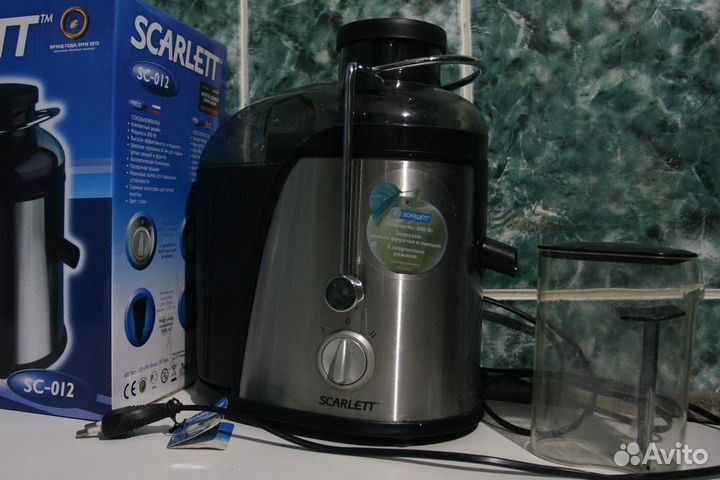 Соковыжималка Scarlett SC-012