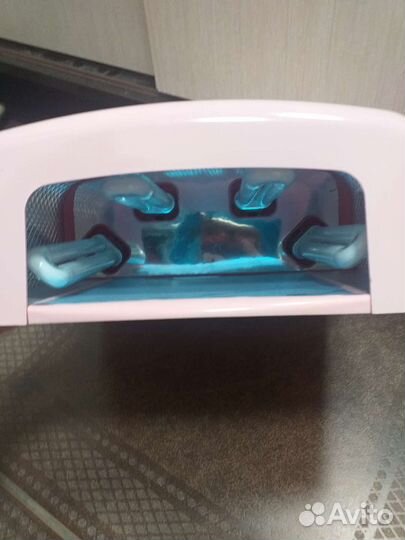 Лампа для ногтей