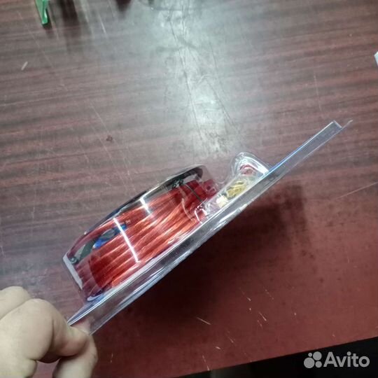 Комплект акустических проводов с предохранителем