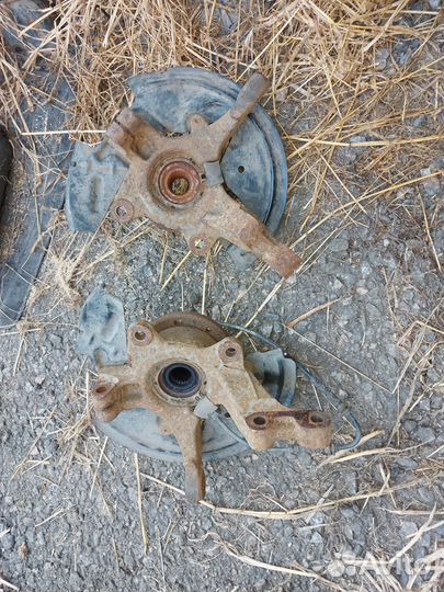 Поворотный кулак