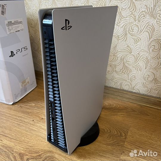 Sony PS5 1тб с дисководом+2 геймпада
