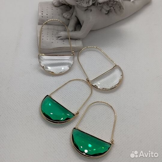 Серьги стильные