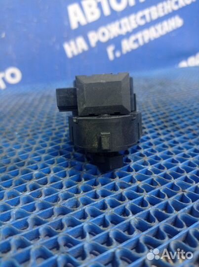 Моторчик заслонок отопителя Bmw E46 седан M52B25