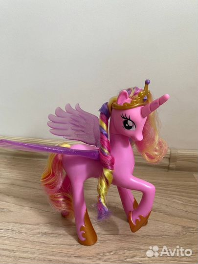 My Little Pony принцесса каденс