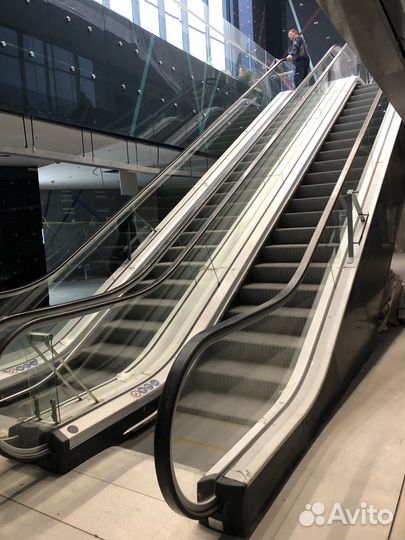 Монтажник эскалаторов