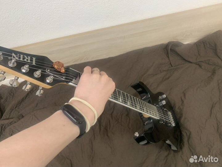 Электрогитара 24 лада