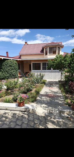 Дом 106 м² на участке 5 сот.