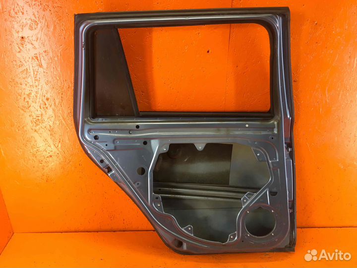 Дверь задняя левая Skoda Octavia