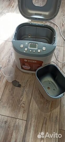 Хлебопечка Vitek