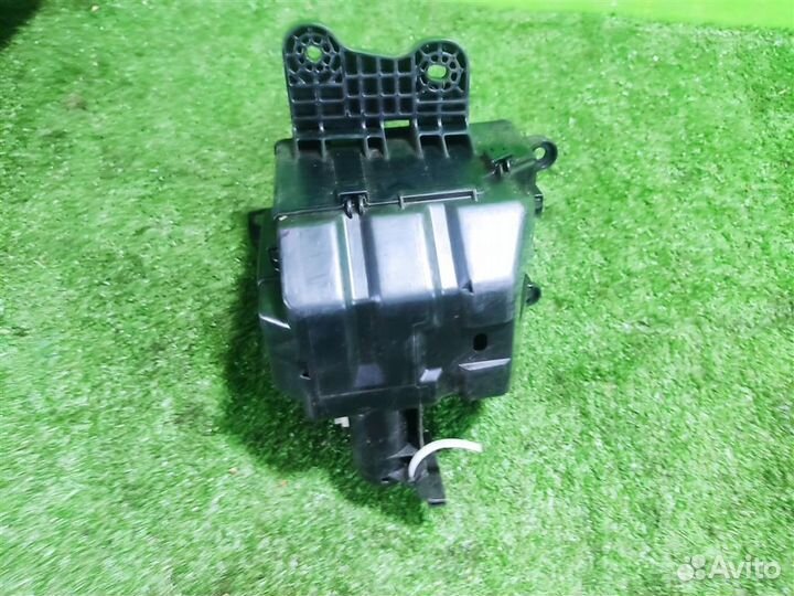 Блок предохранителей моторный Suzuki Grand Vitara