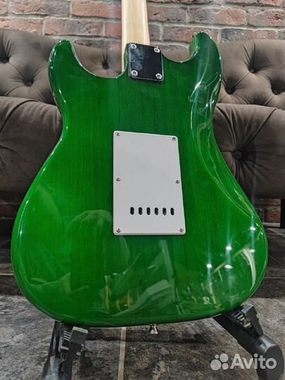 Электрогитара Stratocaster Green + Чехол