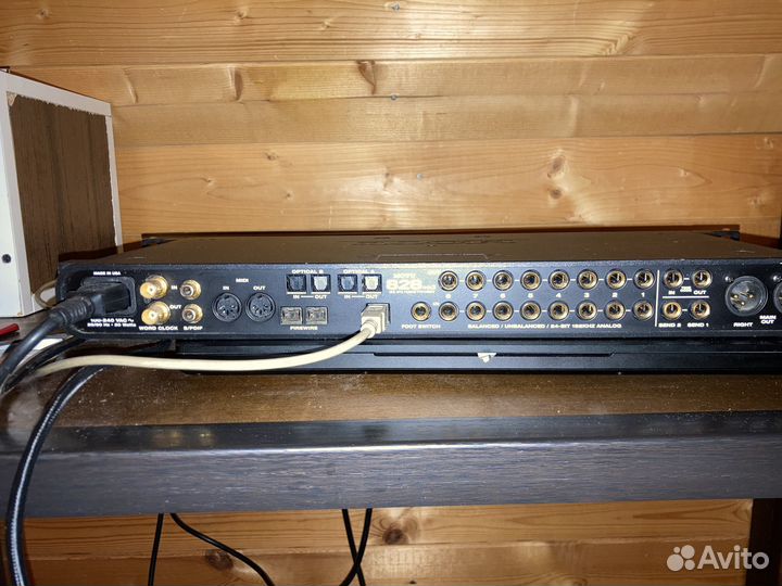 Звуковая карта motu 828 mk3 Hybrid USB + FireWire