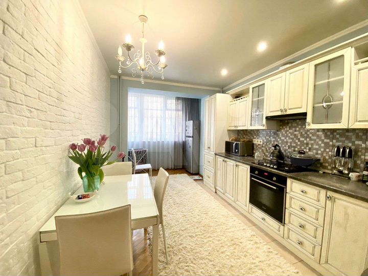 2-к. квартира, 60,3 м², 1/5 эт.