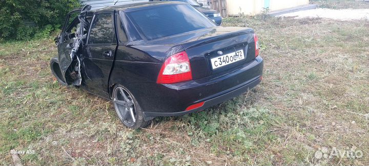 LADA priora седан Разбор