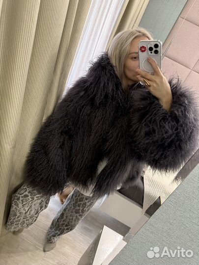 Шуба из натурпльной ламы