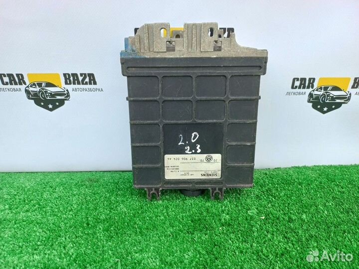 Блок управления двигателем Volkswagen Golf