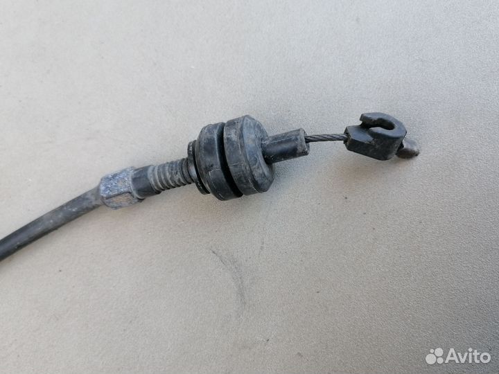 Тросик сцепления Volkswagen Golf 3 1991-1997