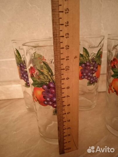 Стаканы и бокалы для вина