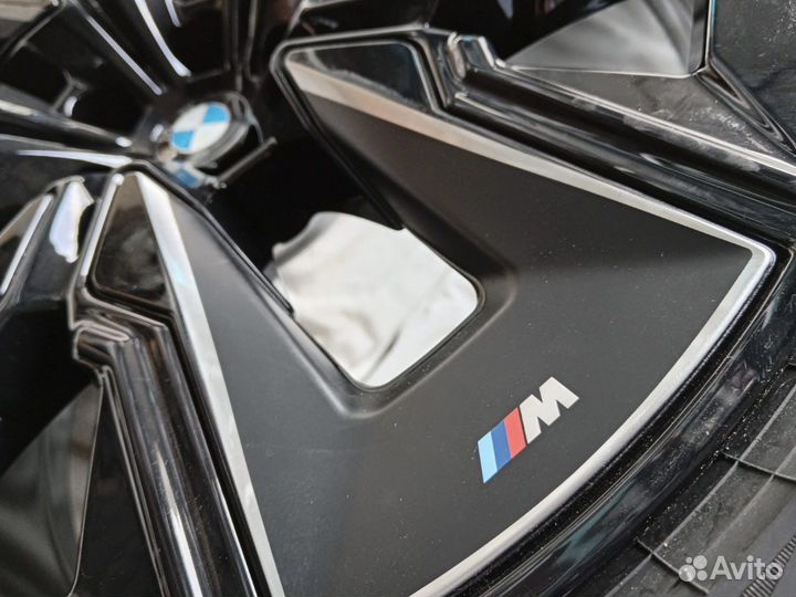 BMW 7 I7 G70 оригинал зимний комплект R21