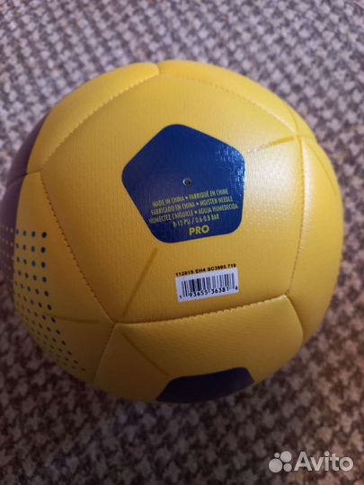 Футбольный мяч nike barcelona futsal maestro pro