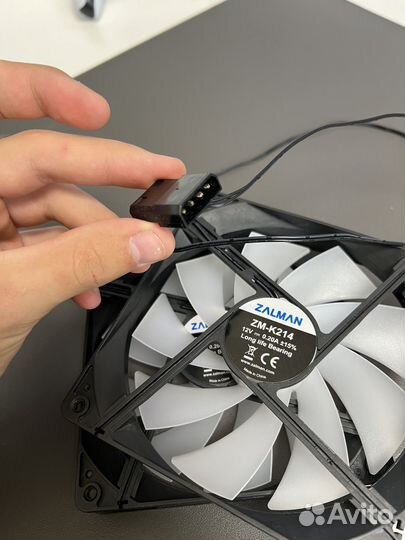 Вентиялтор Zalman RGB 140