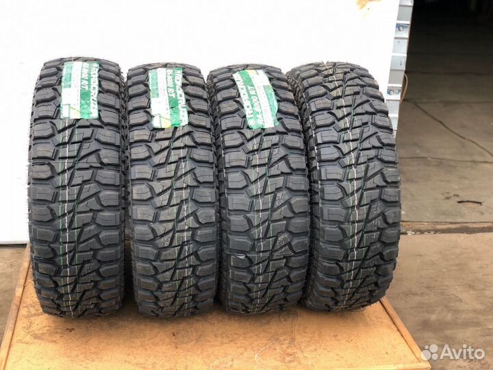 Roadcruza RA8000 33/12.5 R18