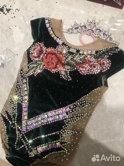 Продаю купальник для художественной гимнастики