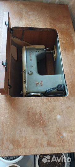 Швейная машина Veritas