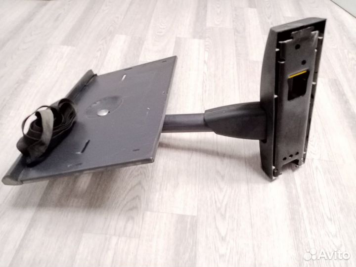 Кронштейн для телевизора