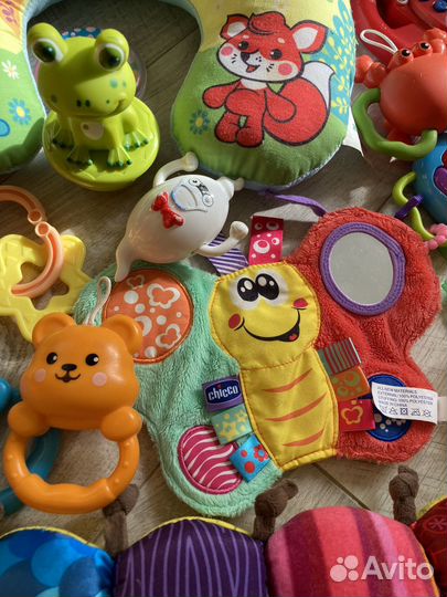 Развивающие игрушки пакетом (погремушки/грызунки)