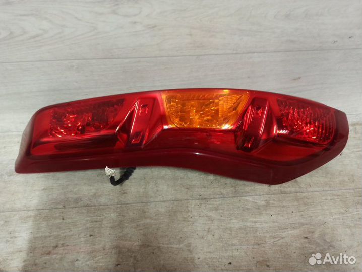 Фонарь задний левый Nissan X-Trail T31 2007