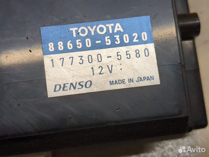 Переключатель отопителя Lexus IS, 2001