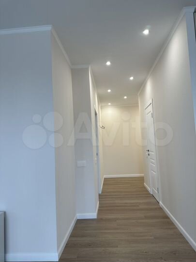 2-к. квартира, 57 м², 3/19 эт.