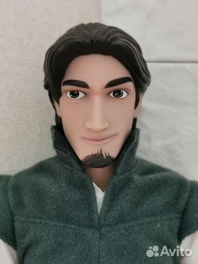 Флин Райдер, Юджин кукла из Рапунцель Disney