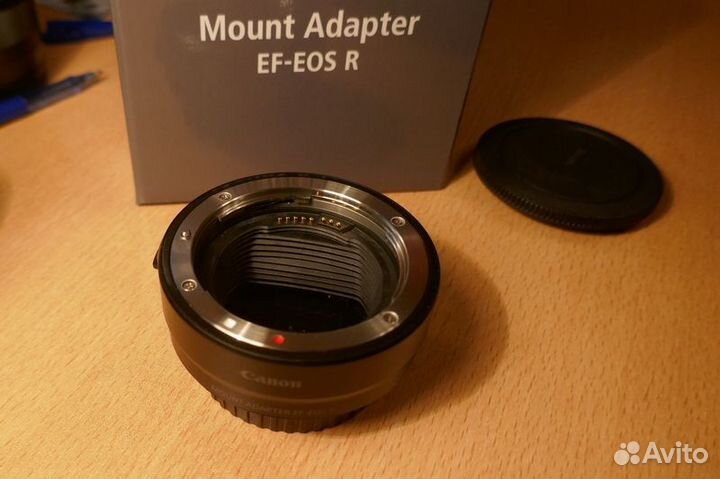 Адаптер Canon Mount Adapter EF-EOS R