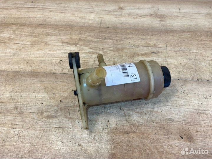 Бачок гидроусилителя Kia Clarus универсал 1.8 I