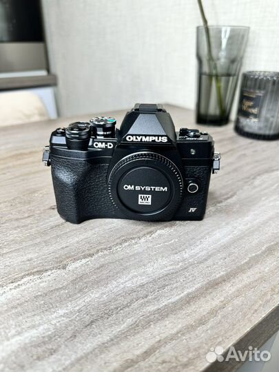 Фотоаппарат Olympus OM-D E-M10 Mark IV Body