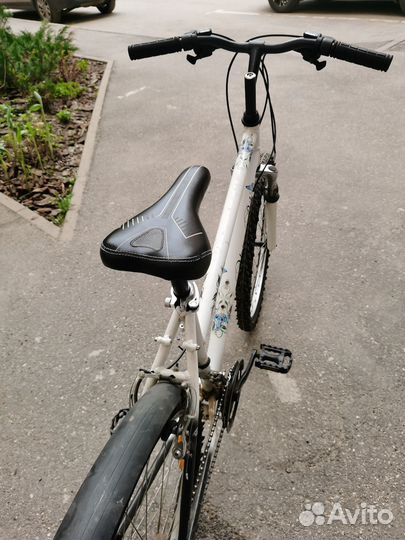 Велосипед женский горный 16“рама Al/26