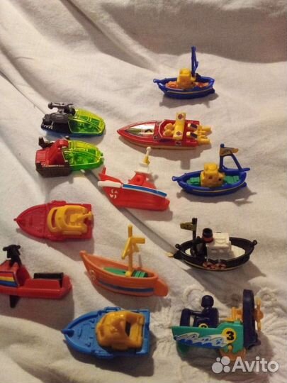 Игрушки киндер сюрприз