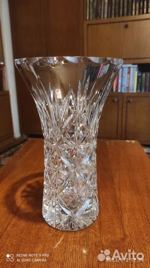 Большая ваза 26 см из толстого хрусталя СССР