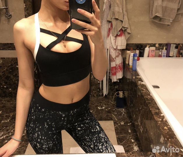 Лосины и топ Reebok