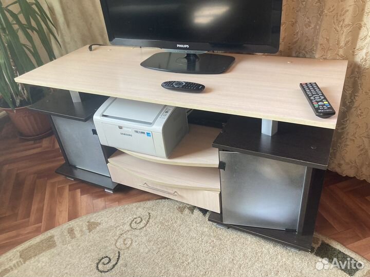 Тумба под телевизор