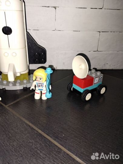 Lego duplo ракета